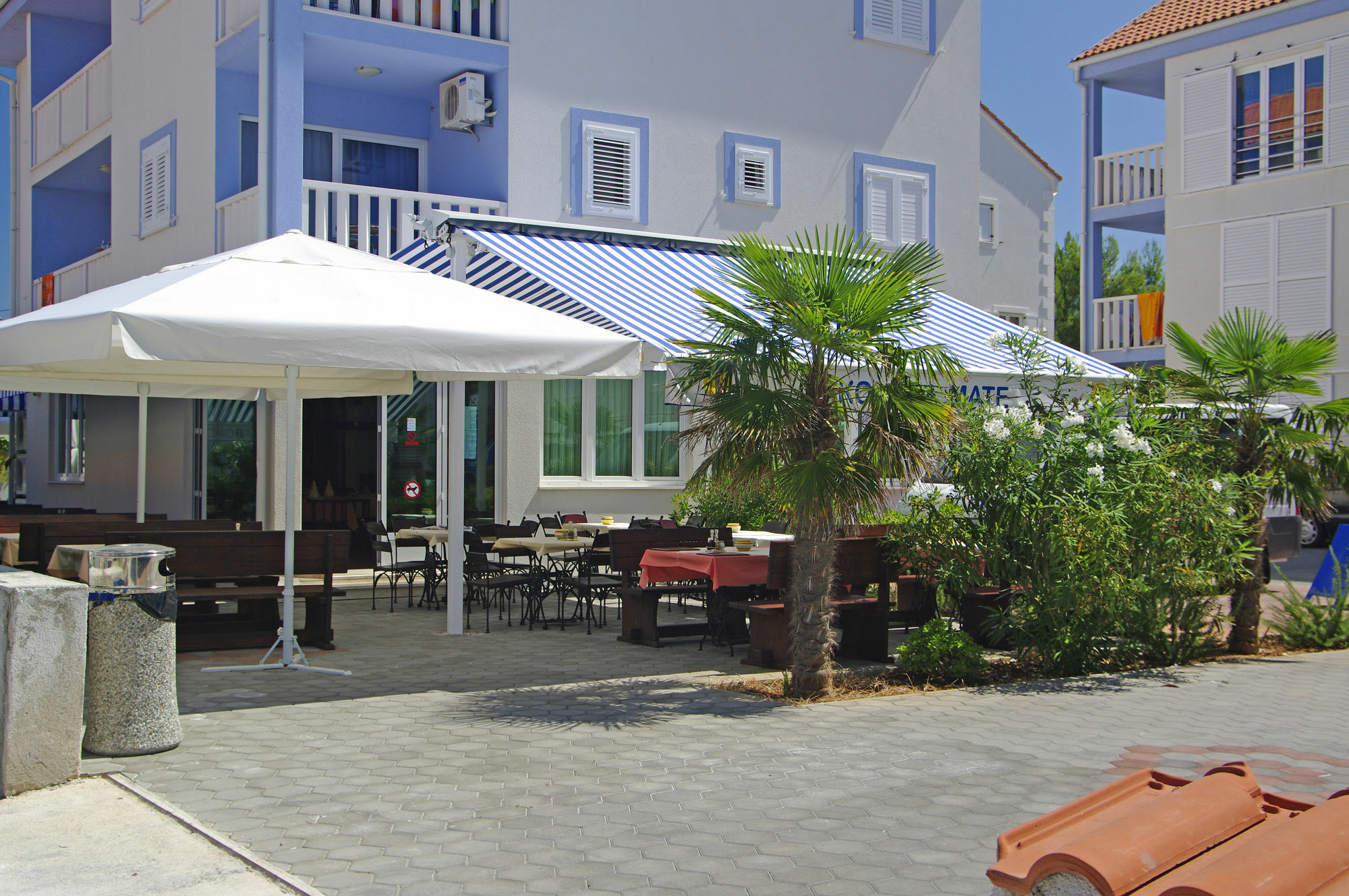 Aparthotel Marina Gromela Mirce 외부 사진